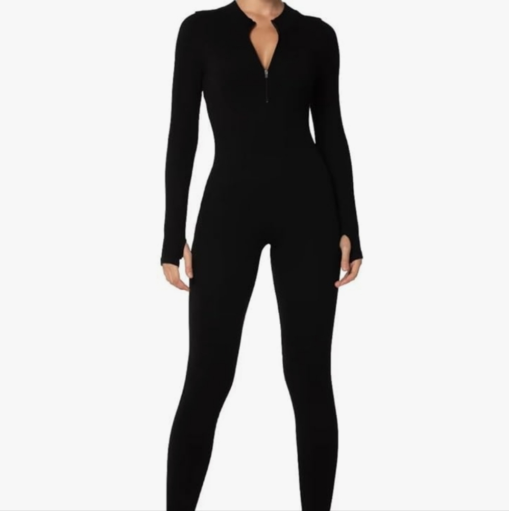Jumpsuit long sleeve size small